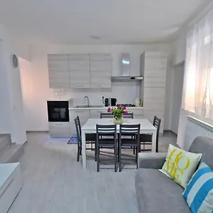 Holiday home Casa Carma, Porto Ceresio